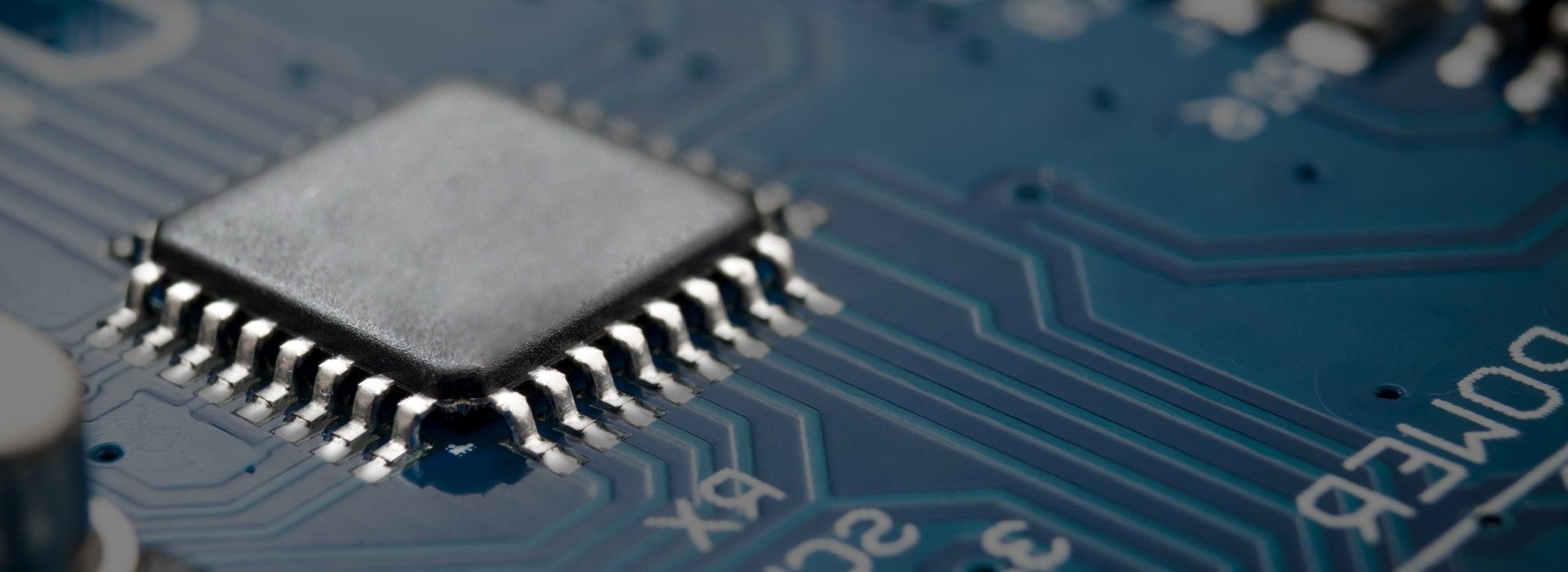 32-bit microprocessor smart valve